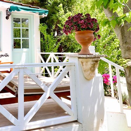 Kemerbag 29 Guest House 12 Yas Uestue (Adults Only) Бозджаада Екстер'єр фото