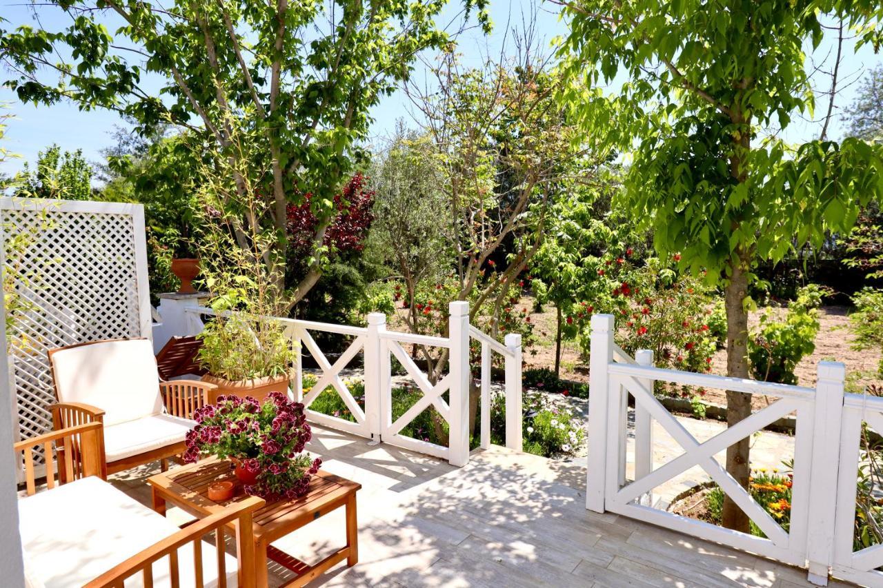 Kemerbag 29 Guest House 12 Yas Uestue (Adults Only) Бозджаада Екстер'єр фото